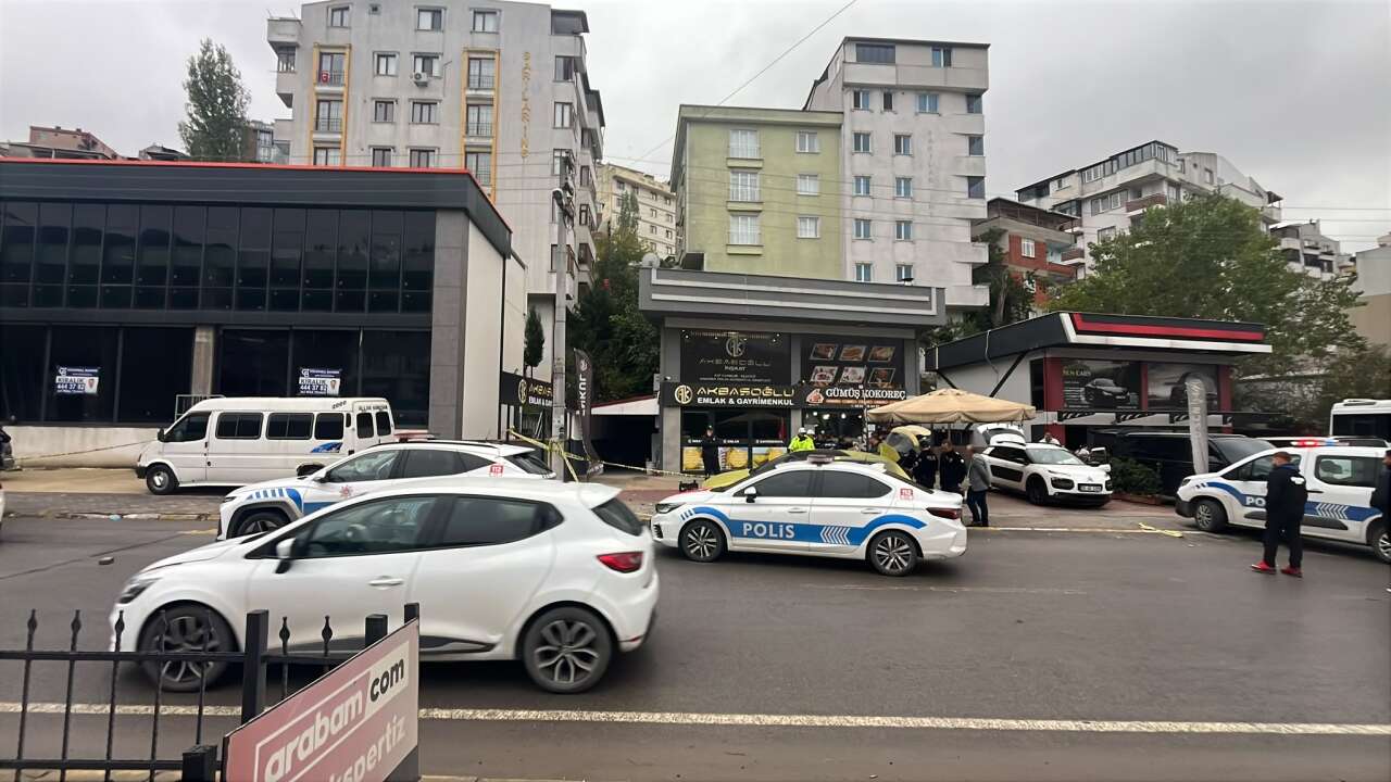 Emlakçıda kanlı kavga! Şeyhmuz Solhan hayatını kaybetti 4